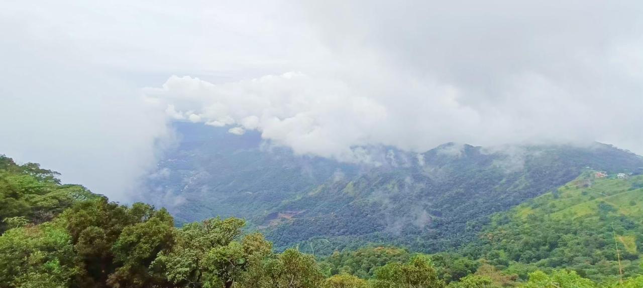 Eagleredcasino Otel Vagamon Dış mekan fotoğraf